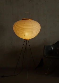 Discount Pamono Hand-Crafted Model 10A Akari Light Sculpture by Isamu Noguchi for Ozeki, Japan, 2000s