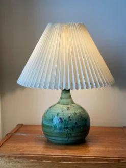 Outlet Pamono Handmade Danish Ceramic Table Lamp, 1960s