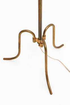 Hot Pamono Height Adjustable Floor Lamp in Brass, Woven Cane and Rattan Shade, 1940s