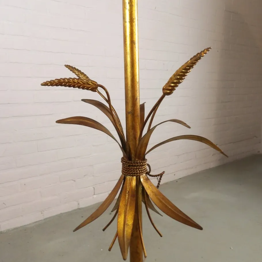 Sale Pamono Hollywood Regency Floor Lamp with Wheat Motif in Gold Leaf by Hans Kögl