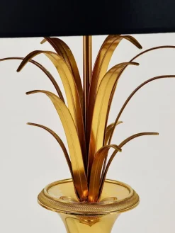 Sale Pamono Hollywood Regency Gilt Brass and Glass Pineapple Leaf Table Lamp by Maison Charles, France, 1970s