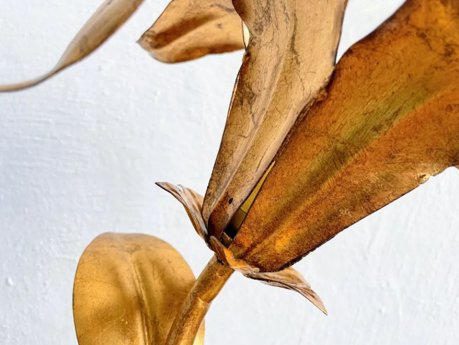 Discount Pamono Hollywood Regency Gold Flower-Shaped Table Lamp in the style of Koegl, 1970s