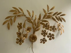Hot Pamono Hollywood Regency Metal Gold Wall Light Sconce Floral from Ledungs, 1970s