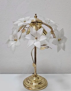Sale Pamono Hollywood Regency Murano Glass Floral Table Lamp, Italy, 1970s