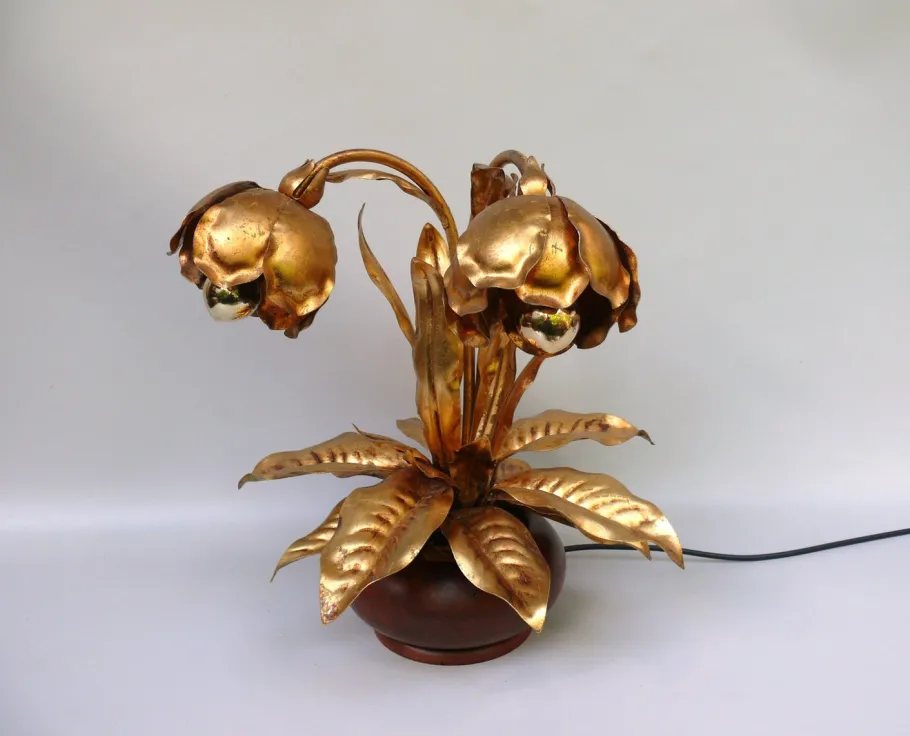 Online Pamono Hollywood Regency Table Lamp Lily of the Valley in Metal Gold Leaf & Oak, 1970s