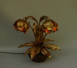 Online Pamono Hollywood Regency Table Lamp Lily of the Valley in Metal Gold Leaf & Oak, 1970s