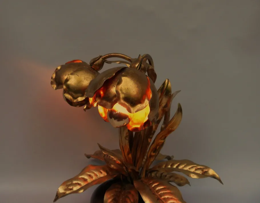 Online Pamono Hollywood Regency Table Lamp Lily of the Valley in Metal Gold Leaf & Oak, 1970s
