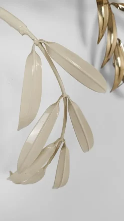 Hot Pamono Hollywood Regency Wall Light Sconce in White & Gilt Metal Leaf by Hans Kögl, 1970s