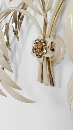 Hot Pamono Hollywood Regency Wall Light Sconce in White & Gilt Metal Leaf by Hans Kögl, 1970s