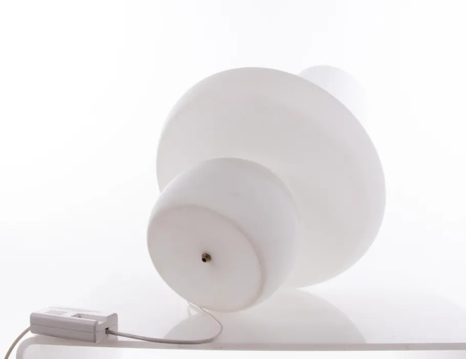 Online Pamono Huge Mushroom Table Lamp in White Murano Glass from De Majo, 1960s
