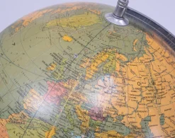 Clearance Pamono Illuminated Political Earth Globe from Räths, GDR, 1980s