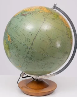 Clearance Pamono Illuminated Political Earth Globe from Räths, GDR, 1980s