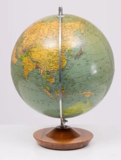 Clearance Pamono Illuminated Political Earth Globe from Räths, GDR, 1980s