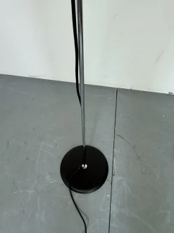 Discount Pamono Italian 333 Floor Lamp by Vico Magistretti for Oluce, 1980s