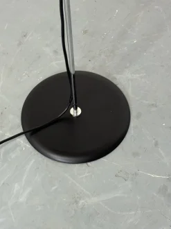 Discount Pamono Italian 333 Floor Lamp by Vico Magistretti for Oluce, 1980s