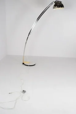 Discount Pamono Italian Adjustable Arc Floor Lamp in Chrome by Goffredo Reggiani for Reggiani, 1970s