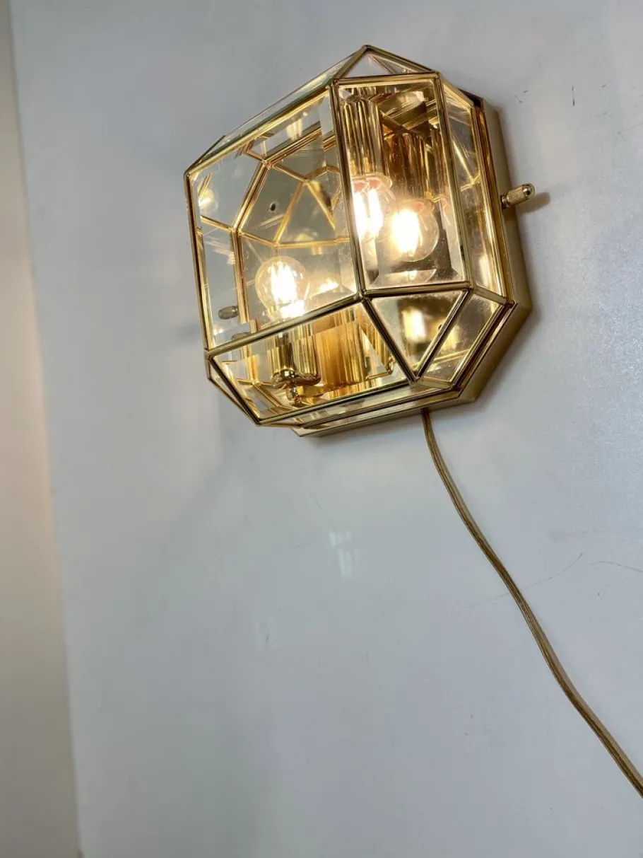 Hot Pamono Italian Brass Wall Sconce, 1980s
