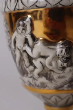 Outlet Pamono Italian Children Playing Table Lamp from Capodimonte, 1950s