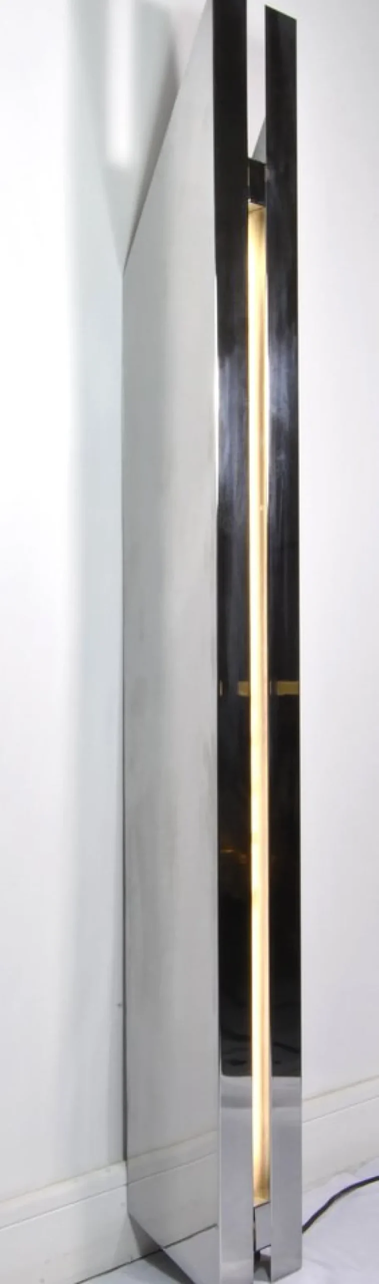 New Pamono Italian Corner Floor Lamp by Angelo Cortesi and Sergio Charatta-Cattò for Shapes and Surfaces, 1968