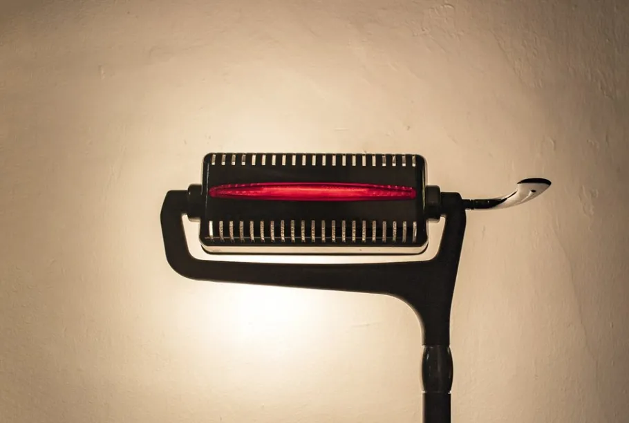 Hot Pamono Italian Filoti Floor Lamp by Piero Lissoni for Artemide, 1993