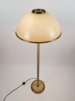 Sale Pamono Italian Floor Lamp in Brass and Artistic Murano Glass attributed to F. Fabbian, 1970s
