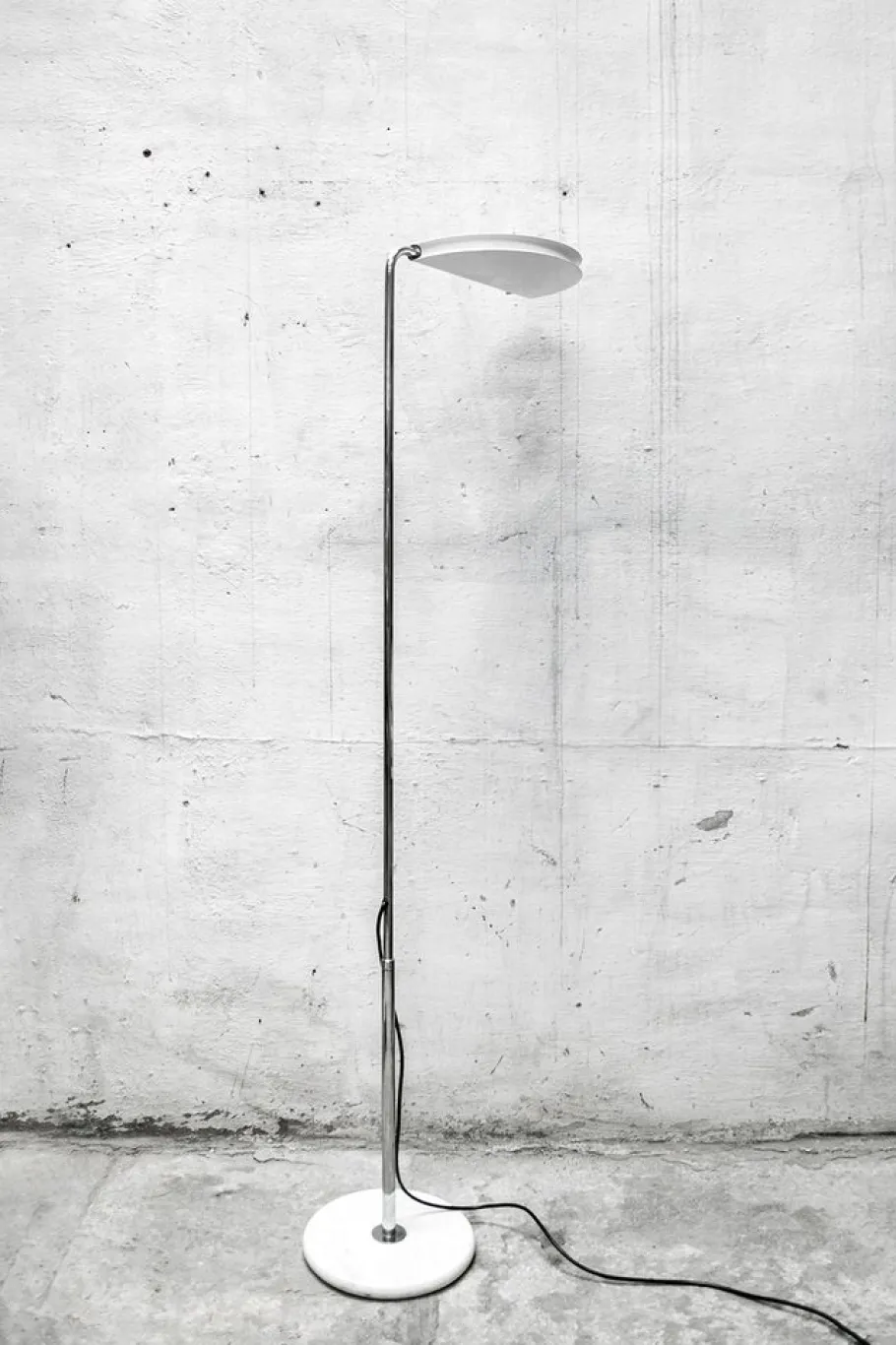 Online Pamono Italian Floor Lamp Mezzaluna by Bruno Gecchelin for Skipper, 1970s