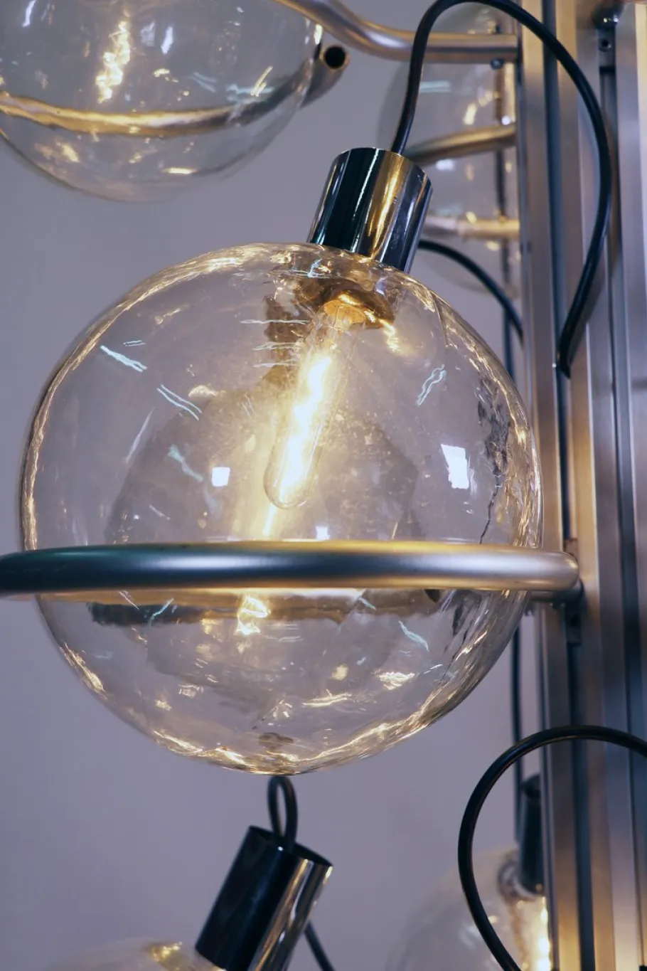 Outlet Pamono Italian Floor Light with 32 Glass Globes, 1960s