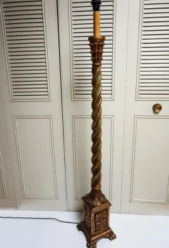 Online Pamono Italian Florentine Wooden Hand Carved Gold Gilt and Green Torchère Floor Lamp, 1950s