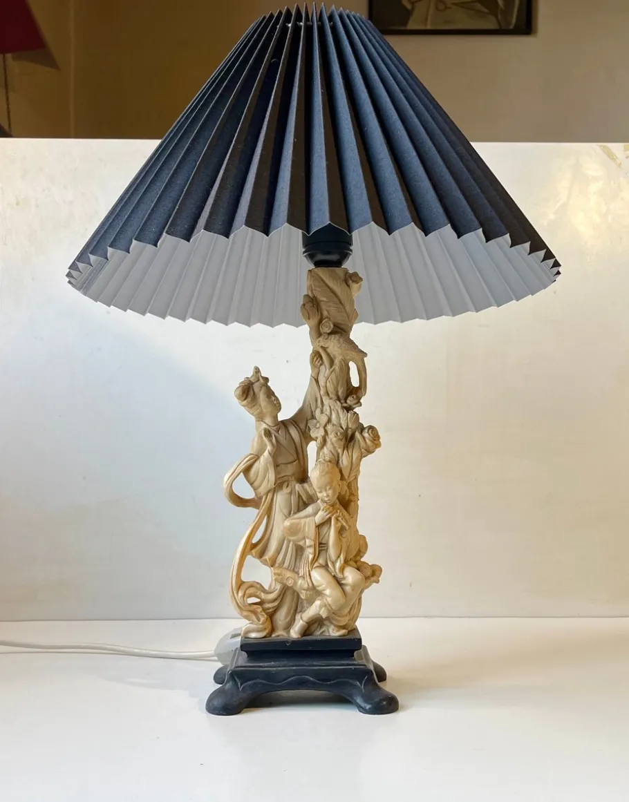 Hot Pamono Italian Geisha Faux Ivory Table Lamp by Amilcare Santini, 1940s