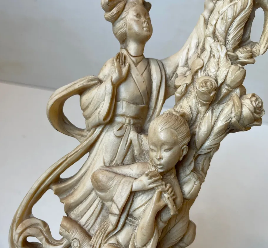 Hot Pamono Italian Geisha Faux Ivory Table Lamp by Amilcare Santini, 1940s