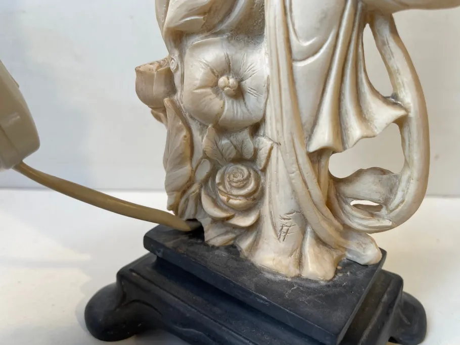 Hot Pamono Italian Geisha Faux Ivory Table Lamp by Amilcare Santini, 1940s