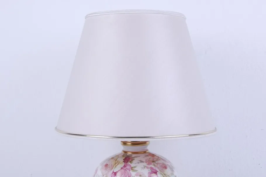 Discount Pamono Italian Modern Ivory & Pink Porcelain Florence Table Lamp