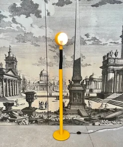 Online Pamono Italian Modernist Metal Floor Lamp with Flexible Arm & Adjustable Lampshade, 1960s