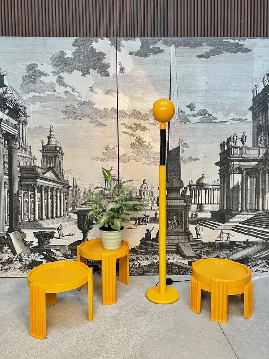 Online Pamono Italian Modernist Metal Floor Lamp with Flexible Arm & Adjustable Lampshade, 1960s