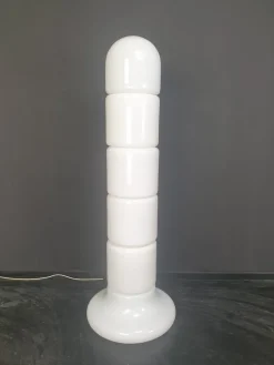 Discount Pamono Italian Opaline Glass Zea Floor Lamp by Salocchi for Lumenform, 1970s