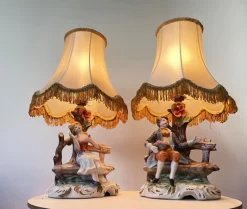Online Pamono Italian Porcelain Dresden Style Romantic Figural Table Lamps by Capodimonte, 1930s, Set of 2