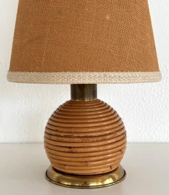 Hot Pamono Italian Rattan Table Lamp with Brass Details from Vivai del Sud, 1970s
