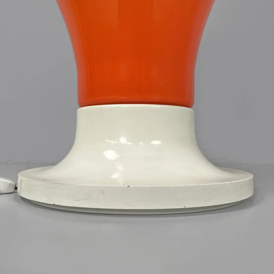Online Pamono Italian Space Age Round Base Orange Glass Table Lamp, 1960s