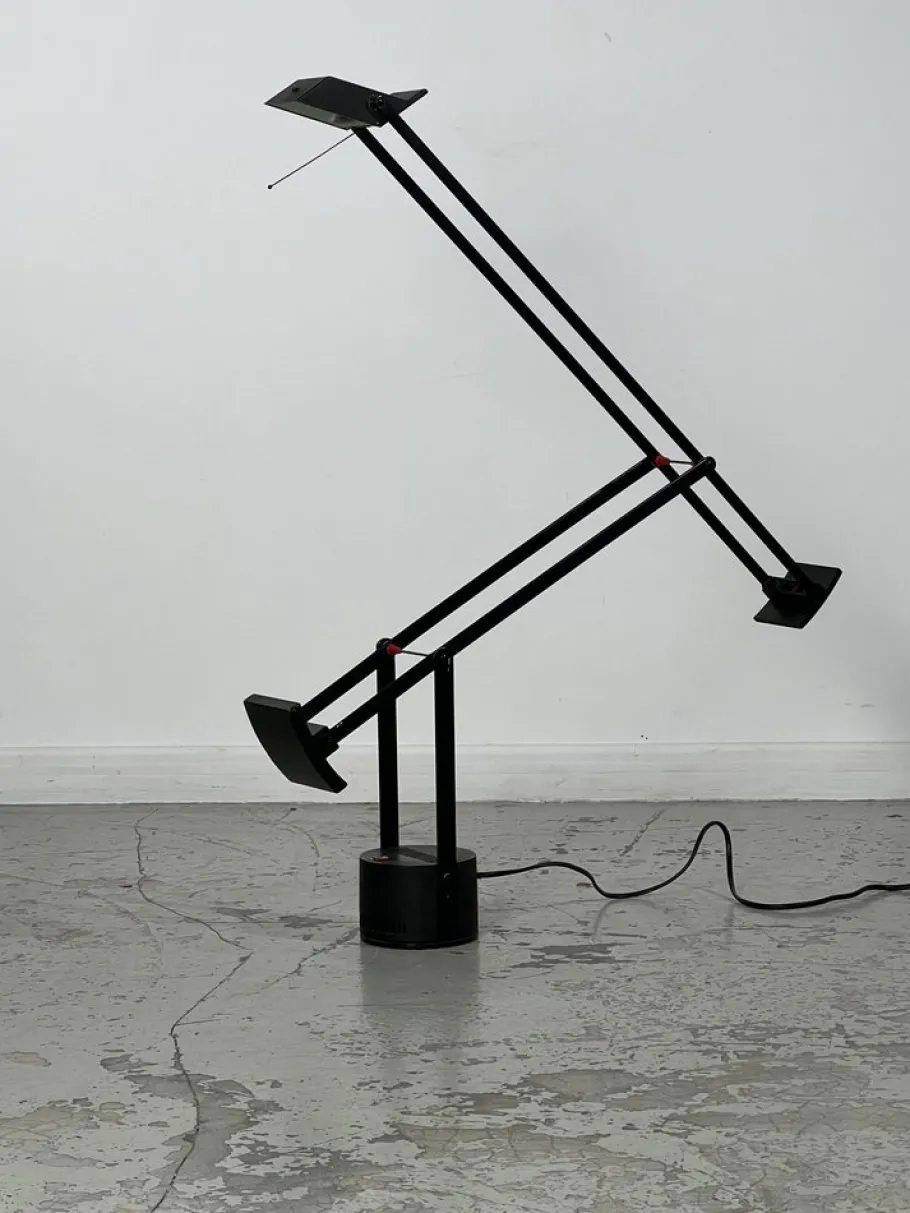 Clearance Pamono Italian Tizio Desk Lamp by Richard Sapper for Artemide, 1970s
