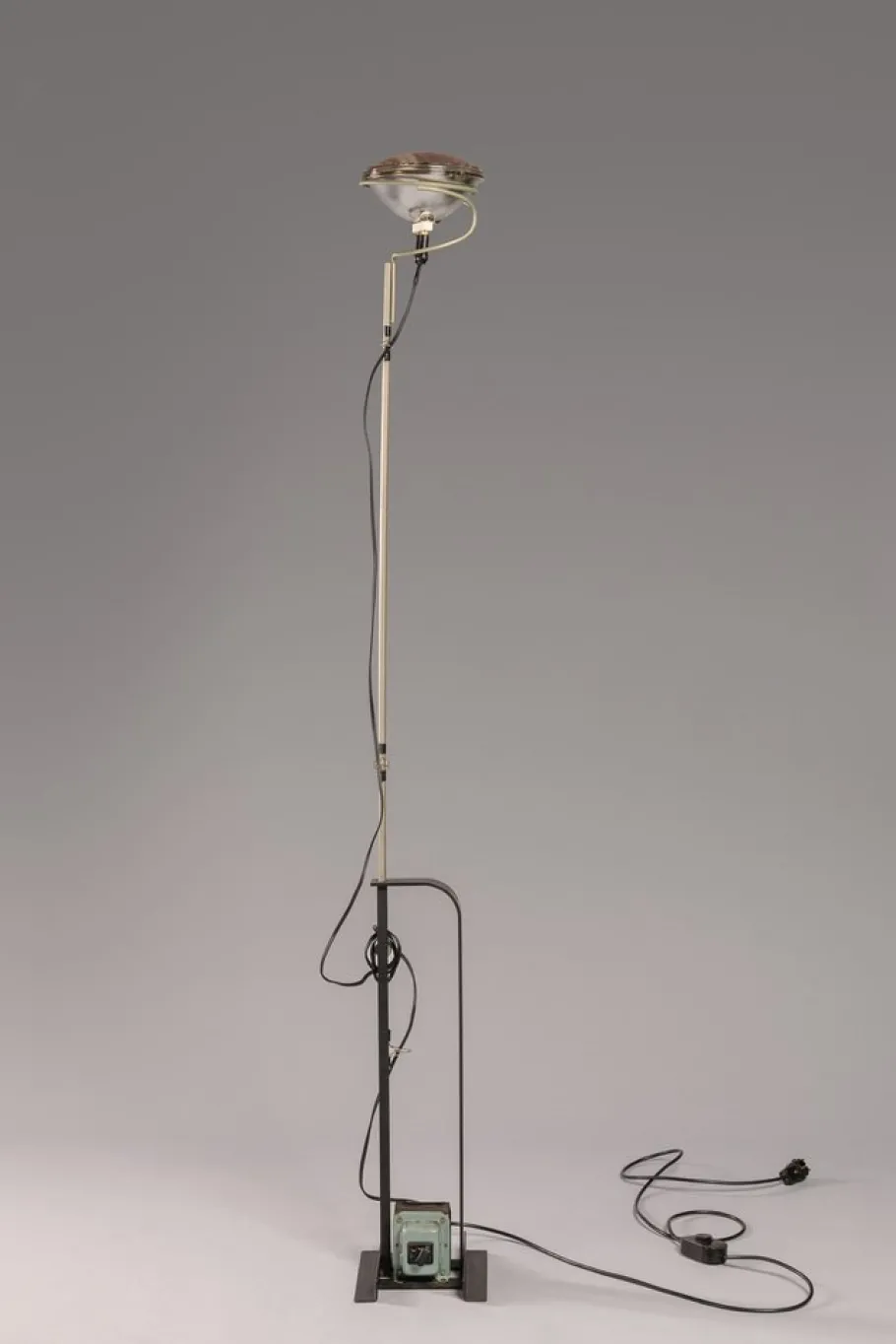 Online Pamono Italian Toio Floor Lamp by Castiglioni Brothers for Flos, 1962