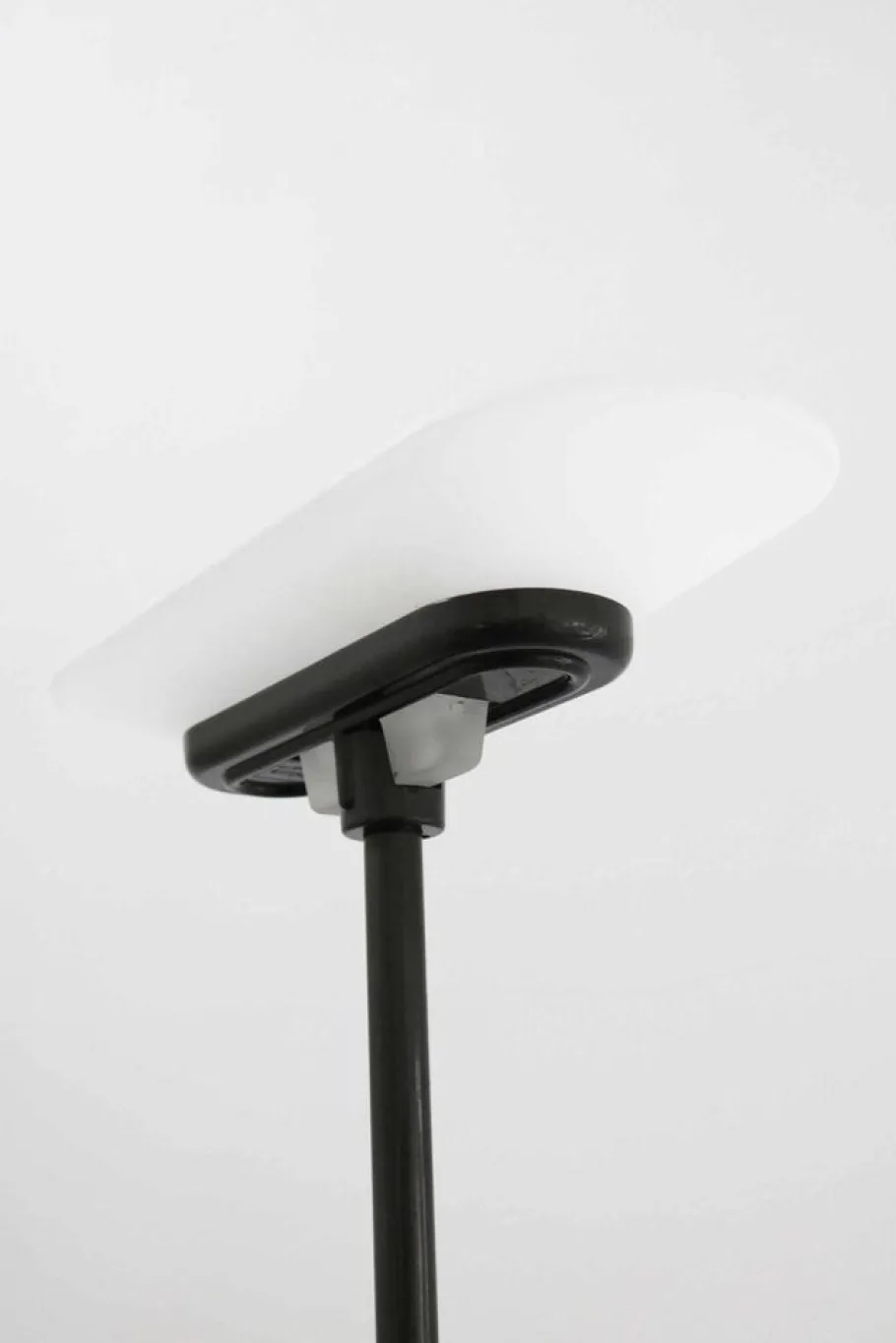 Sale Pamono Jill A380 Floor Lamp by Perry King for Arteluce, 1980s