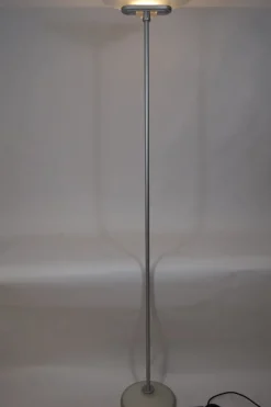 Outlet Pamono Jill Floor Lamp by Perry King, Santiago Miranda, Gianluigi Arnaldi for Arteluce, 1978