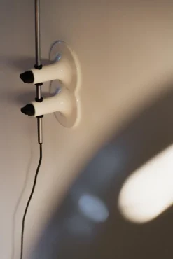 Sale Pamono Joe Colombo ‘1159 Coupé Wall Lamp for Oluce, 1969