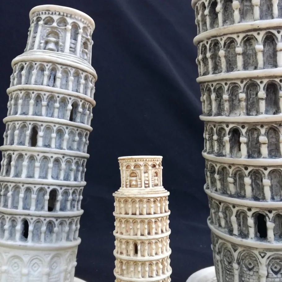 Outlet Pamono Lamps Tower of Pisa in Resin, Italy, 1970s, Set of 3