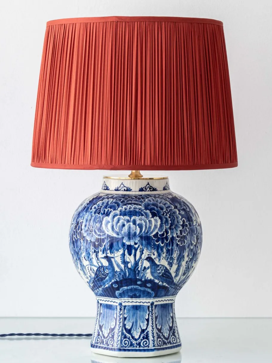 Sale Pamono Large Blue and White Hand-Painted Table Lamp with New Terracotta Silk Lampshade from Royal Delft, 1948