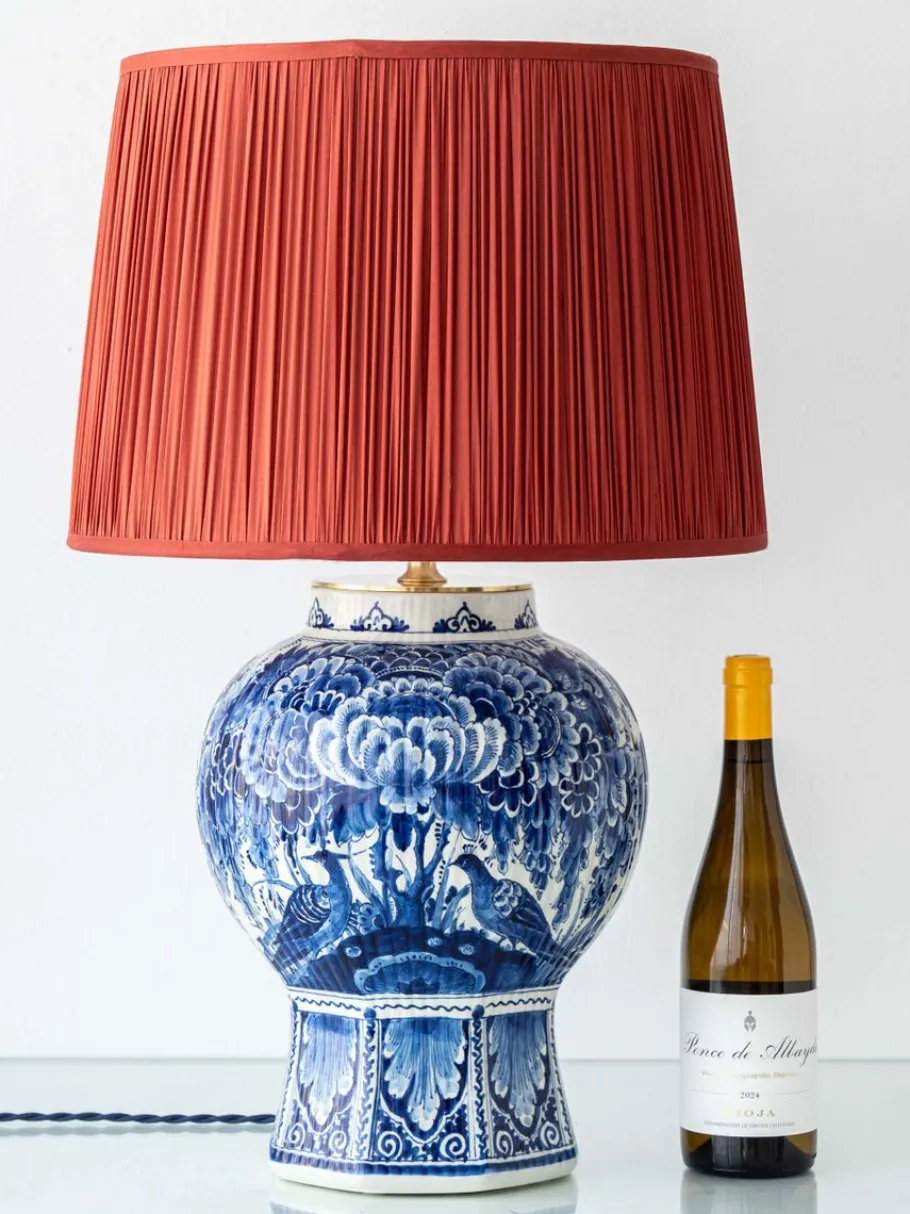 Sale Pamono Large Blue and White Hand-Painted Table Lamp with New Terracotta Silk Lampshade from Royal Delft, 1948