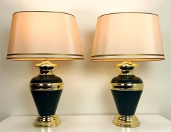 Pamono Large Brass & Metal Vase Table Lamps, Netherlands, 1970s, Set of 2