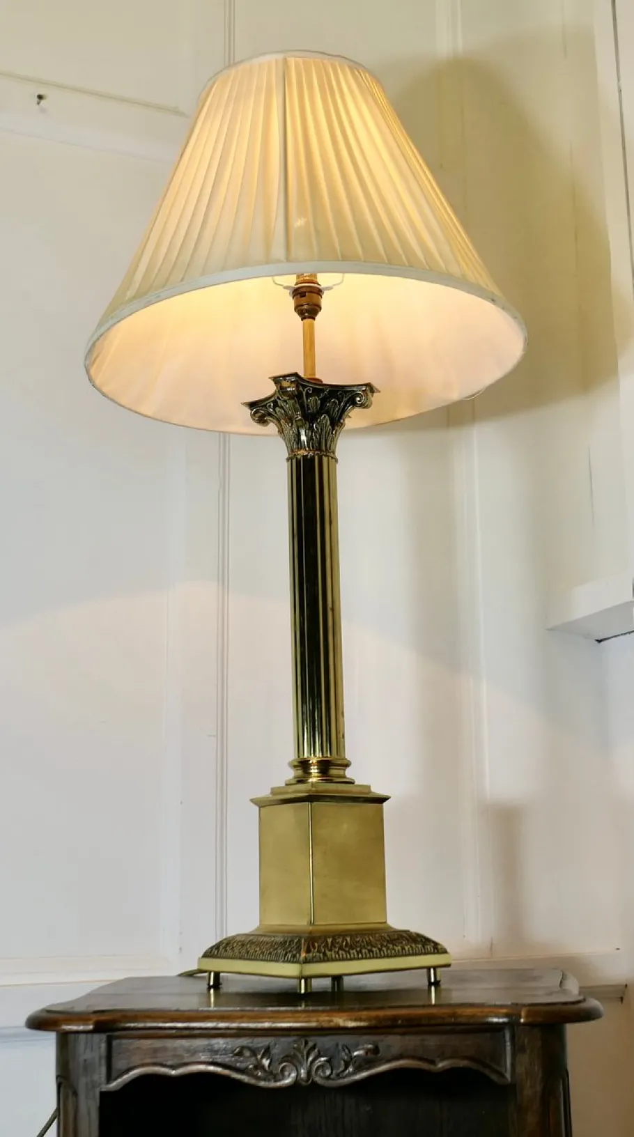 Hot Pamono Large Brass Corinthian Column Table Lamp, 1960s