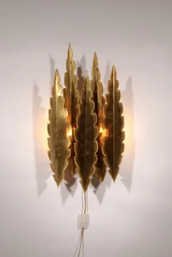 Sale Pamono Large Brutalist Copper Wall Lamp by Svend Aage Holm Sørensen for Holm Sørensen & Co., Denmark, 1960s