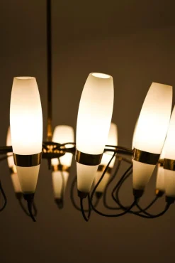 Clearance Pamono Large Chandelier in Opaline Glass and Brass from Stilnovo, 1950s